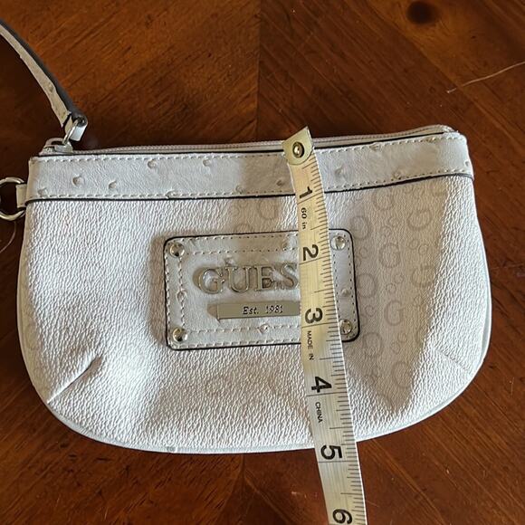 Guess Gray Logo Print Wristlet Purse Animal Print Lining Zipper Tiny Purse - Picture 6 of 6